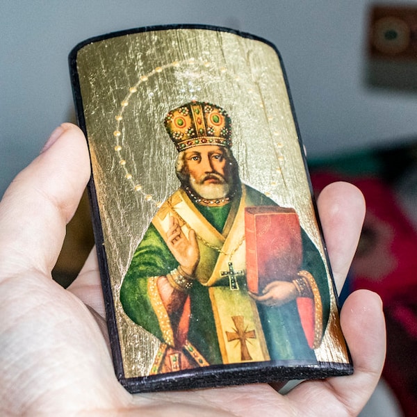 Pocket icon of St. Nicolaus. Byzantine christian religious icon. Christian Gift