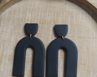 Classic Black Arch Polymer Earrings