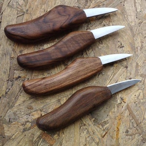 Handgedrechselte Holzmesser 12 cm
