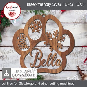Gepersonaliseerde pootafdrukornament met sneeuwvlokken SVG, kerst-SVG, boerderijstijl SVG, boerderijdecor, Glowforge Svg, lasergesneden bestand