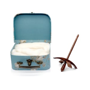 DICHA Black Walnut Turkish Spindle Kit with 2 oz Wool Roving-Weaving Spinning Wheels for Beginners-All in A Gift Box-Perfect Spinner Gifts