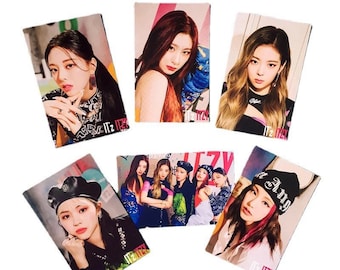 ITZY to Wonder World Fanmeeting Trading Card Official Brand New