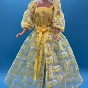1978 Superstar Pretty Changes Barbie Jumpsuit #2598 With Skirt Wrap Shrug