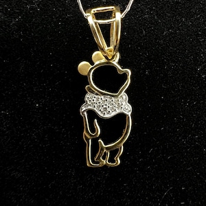 18KT Yellow Gold Winnie the Pooh Pendant with Natural Diamond