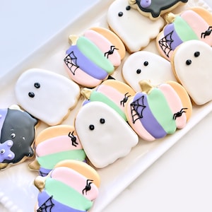 Halloween cookies, sugar cookies, personalized cookies,  Halloween sugar cookies, pumpkin spice cookies, vegan cookies, vintage cookies
