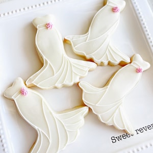 Wedding dress cookie, decorated wedding cookies, bridal sugar cookies, wedding shower cookies, personalized sugar cookies, bridal cookies