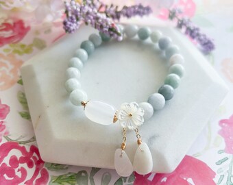 Burma Jade Beaded Bracelet with Jade stone & Mother of Pearl Shell Flower, Natural Gemstones, Crystals