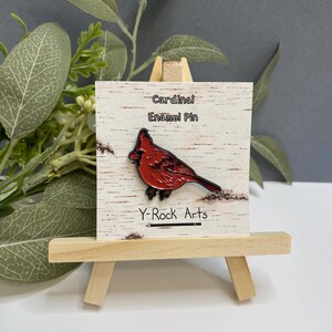 Cardinal - Enamel Pin
