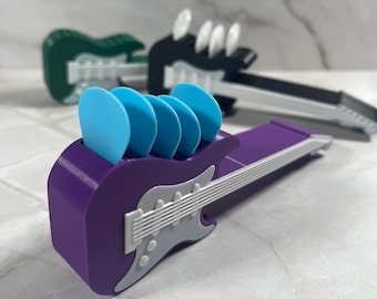 ストラトキャスター ギター ピック ホルダー: カスタム カラー | Veteran Made in AZ。