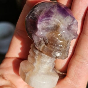 Amethyst skull