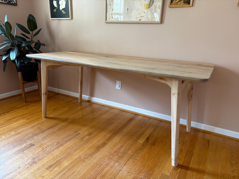 Table de salle à manger en érable massif | Meubles en bois personnalisés modernes minimalistes | 72" x 32" image 1