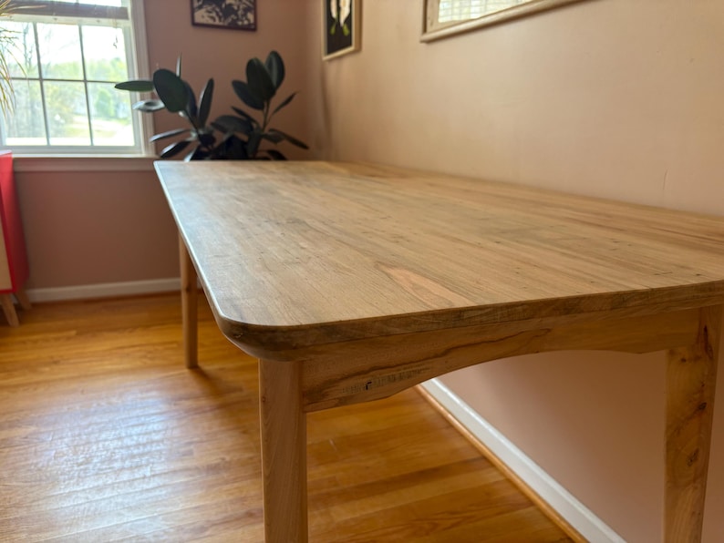 Table de salle à manger en érable massif | Meubles en bois personnalisés modernes minimalistes | 72" x 32" image 4