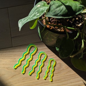 Plant Pins - Floral Pin/Peg/Staple for Layering and Propagating Vining Plants | SVG Ready for Glowforge / Laser | 3 Sizes