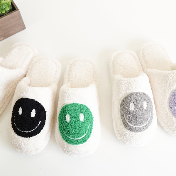 Cute Soft Comfy lounge slippers/ Happy Face /Cozy Slippers/ Winter Slippers/ Fluffy/home slippers/bridal party gift idea/holiday gift/