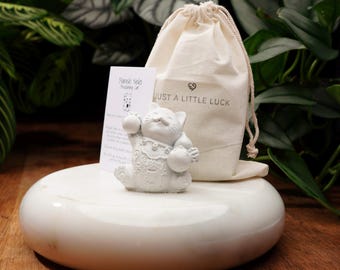 White Concrete Lucky Cat Statue: Good Fortune Feng Shui Decor