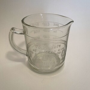 Vintage Fluffo Shortening and Salad Oil Advertisement Measuring Cup