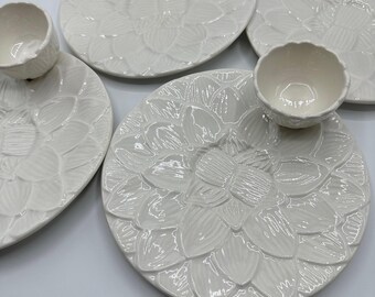 Artichoke Serving Plate with Attached Dip Bowl (2 Sets of 4 - Sold Individualy)