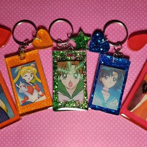 Sailor Moon Keychain - Anime Keychain - Glitter Keychain with Charm - Sailor Venus, Sailor Mars, Sailor Mercury, Sailor Neptune