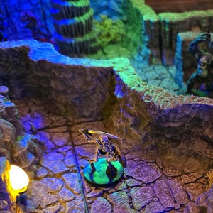 Cavern Tiles Starter Set LARGE - LEDs, Magnet or Clip together - Flickering Torch, 3D Print, DnD, D&D, Dungeon Terrain Cave Mine