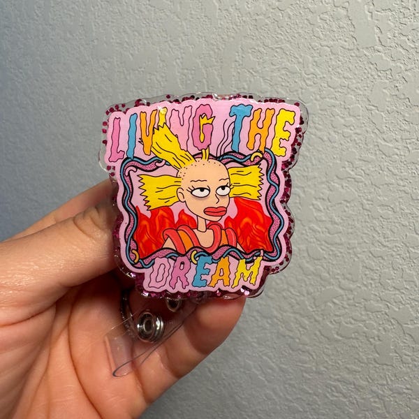 Viviendo el sueño, carrete de insignia de Cynthia