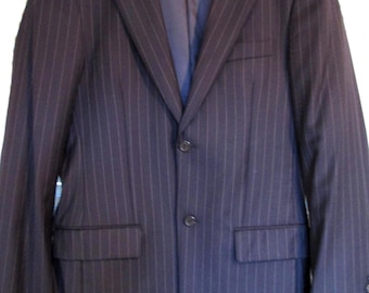 Chaqueta de traje tipo blazer de lana azul marino con raya diplomática de Paul Fredrick, talla 36R, corte clásico, 2 botones.