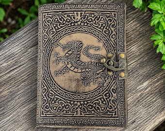Cuaderno/Diario encuadernado a mano de cuero con relieve de dragón antiguo, ideal para bocetos o como agenda (5 x 7 pulgadas).
