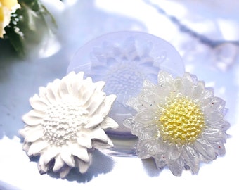 Small decorative flower casting mold, jewelry silicone mould to cast with concrete, resin, plaster, cement, detailed sunflower pendant DIY