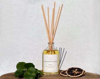 Geranium, Elemi & Patchouli essential oil reed diffuser // hormone BALANCE blend // 100% natural // vegan // clean and long lasting