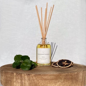 Geranium, Elemi & Patchouli essential oil reed diffuser // hormone BALANCE blend // 100% natural // vegan // clean and long lasting