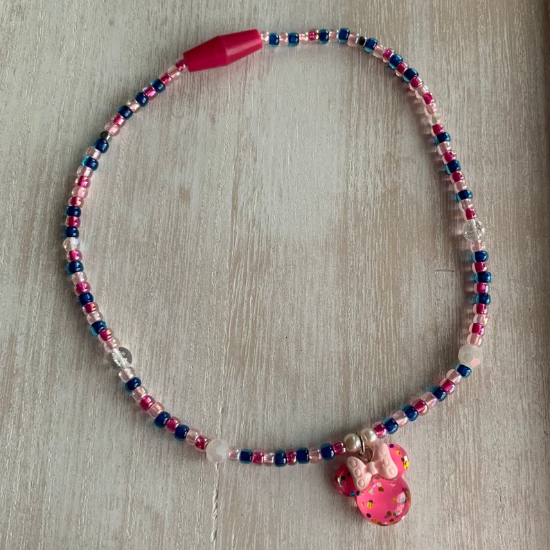 Minnie Mouse Confetti Charm Necklace - Kids Necklace - Handmade Childrens Jewelry bild 6