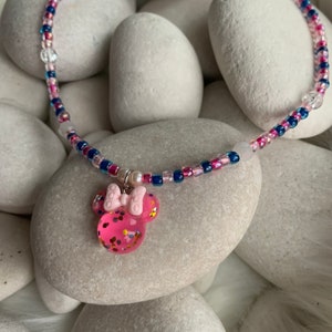 Minnie Mouse Confetti Charm Necklace - Kids Necklace - Handmade Childrens Jewelry bild 3