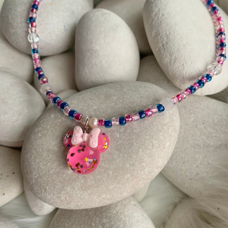Minnie Mouse Confetti Charm Necklace - Kids Necklace - Handmade Childrens Jewelry bild 1