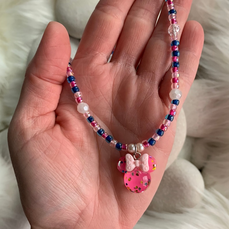Minnie Mouse Confetti Charm Necklace - Kids Necklace - Handmade Childrens Jewelry bild 5