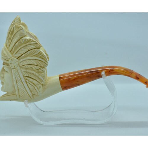 native tobacco pipe Use of pipes by groups tells story of regional diversity Indian Pipe, Aboriginal Pipe, Meerschaum