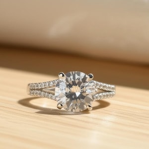 Solitaire With Accent Wedding Ring, Split Shank Engagement Ring, Round Shape Moissanite Ring, Prong Set Ring, 925 Silver Ring, Propose Ring
