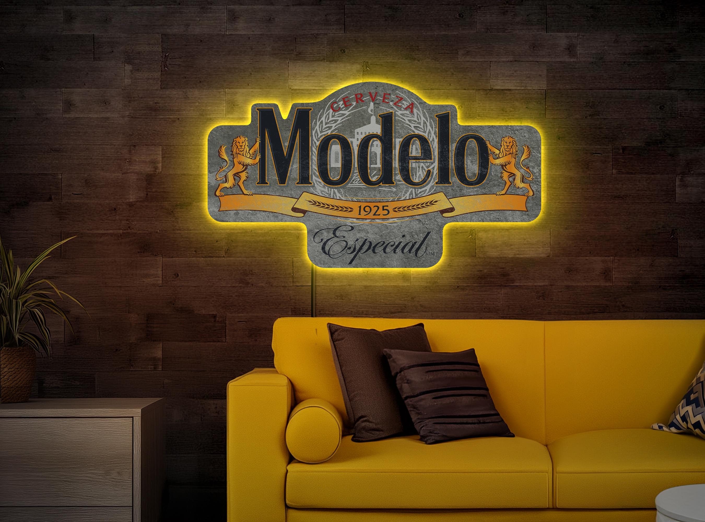 American Art Décor Modelo Cerveza Beer Metal Wall Decor