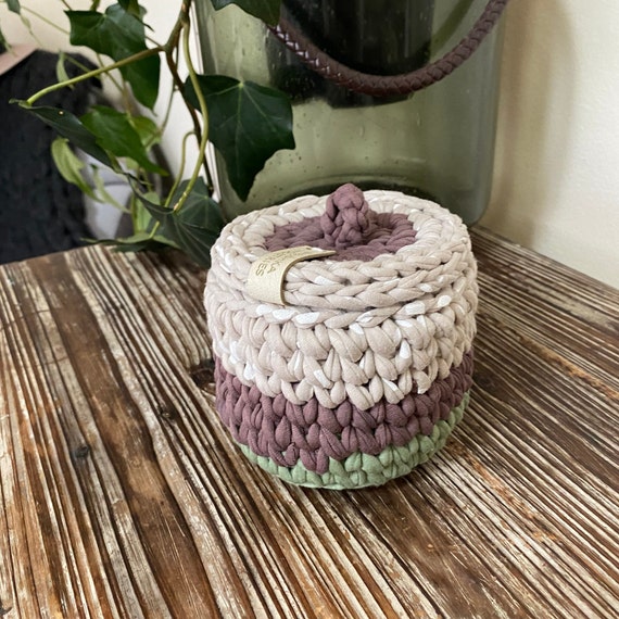 Small multi colour crochet basket with lid