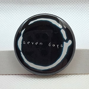 The Ring button - button - pinback button - pin - horror movies