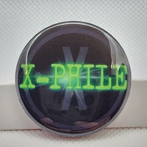 The X-Files button - X-Phile - button - pinback button - pin
