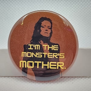 Alien Resurrection button - button - pinback button - pin - horror movies