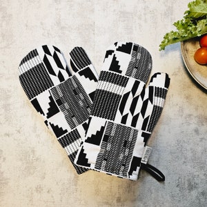 Lot de 2 gants de cuisine | Imprimé bogolan fait main inspiré de l'imprimé africain