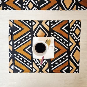 Ensemble de 4 pièces fait main | 8 sets de table | 32 cm x 42 cm | Napperons lavables inspirés des imprimés africains | Sets de table 100 % coton.