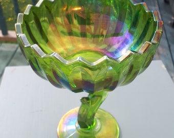 Lotus Blessom 8 inch green Indiana glass bowl