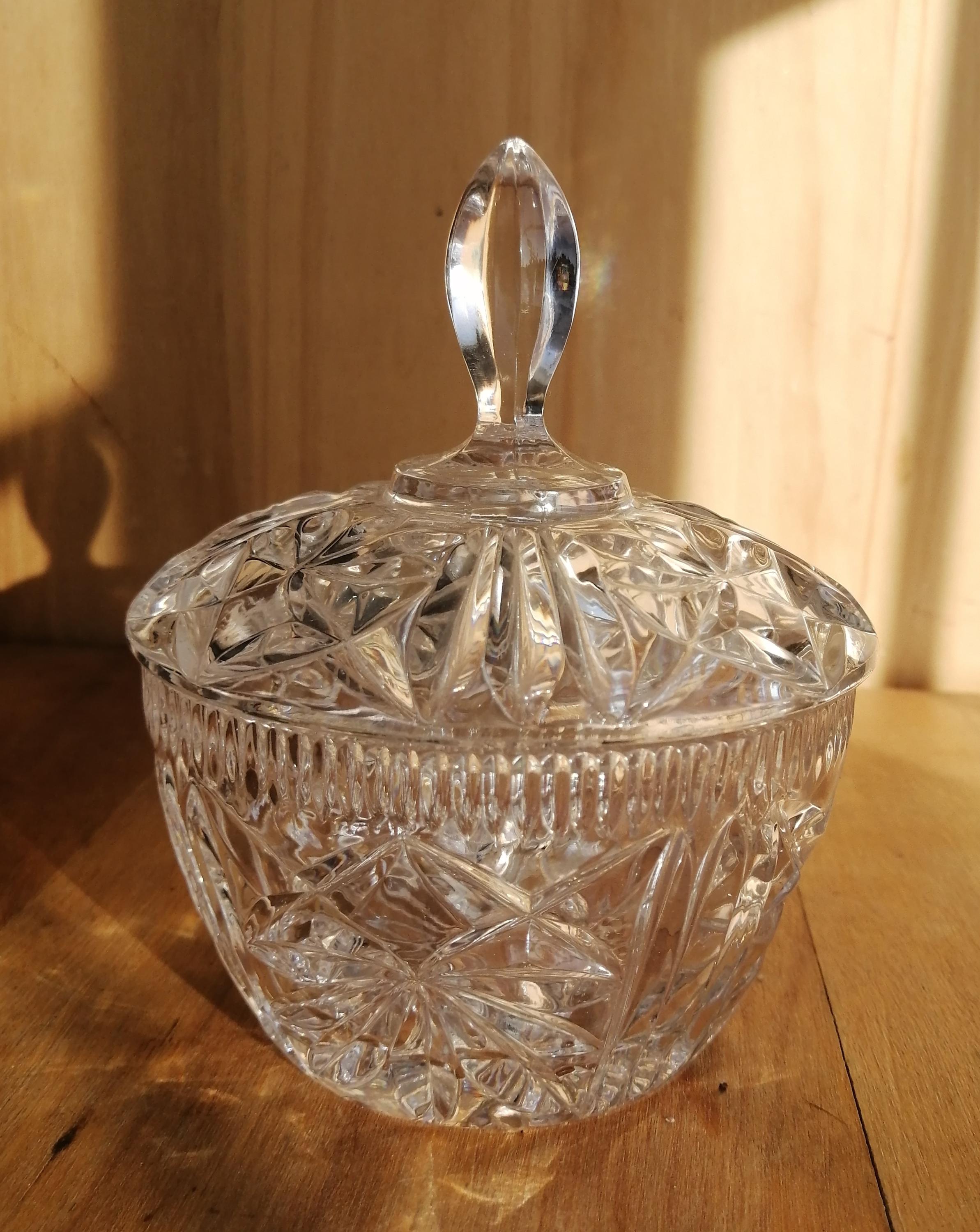 Sucrier En Cristal Et Inox à Ouverture Basculante – Élégant Et Pratique