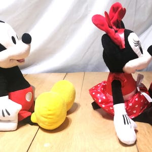 Mickey Mouse and Minnie Mouse Plush Toys - Disney image 7