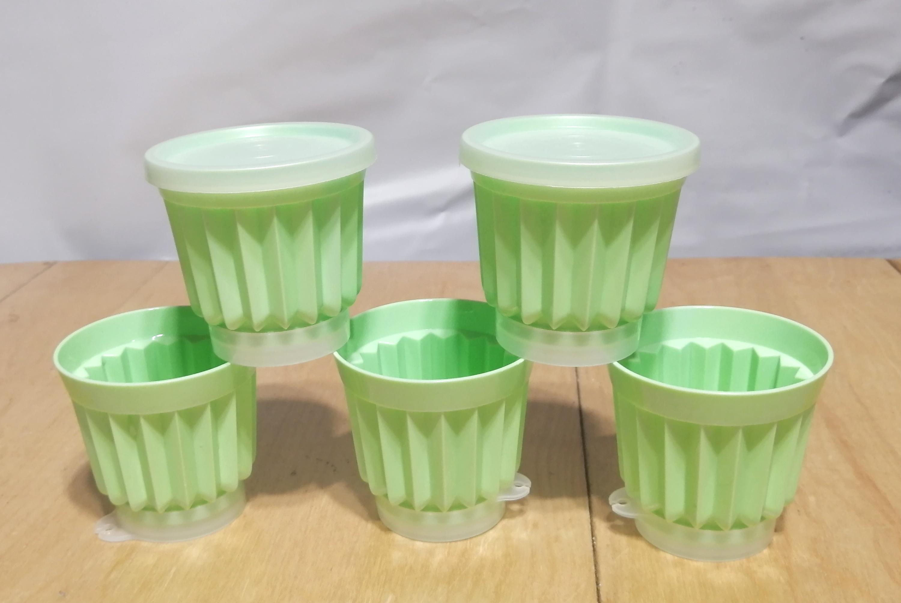 LOT DE 4 mini moules Gourmets Tupperware EUR 15,00 - FR