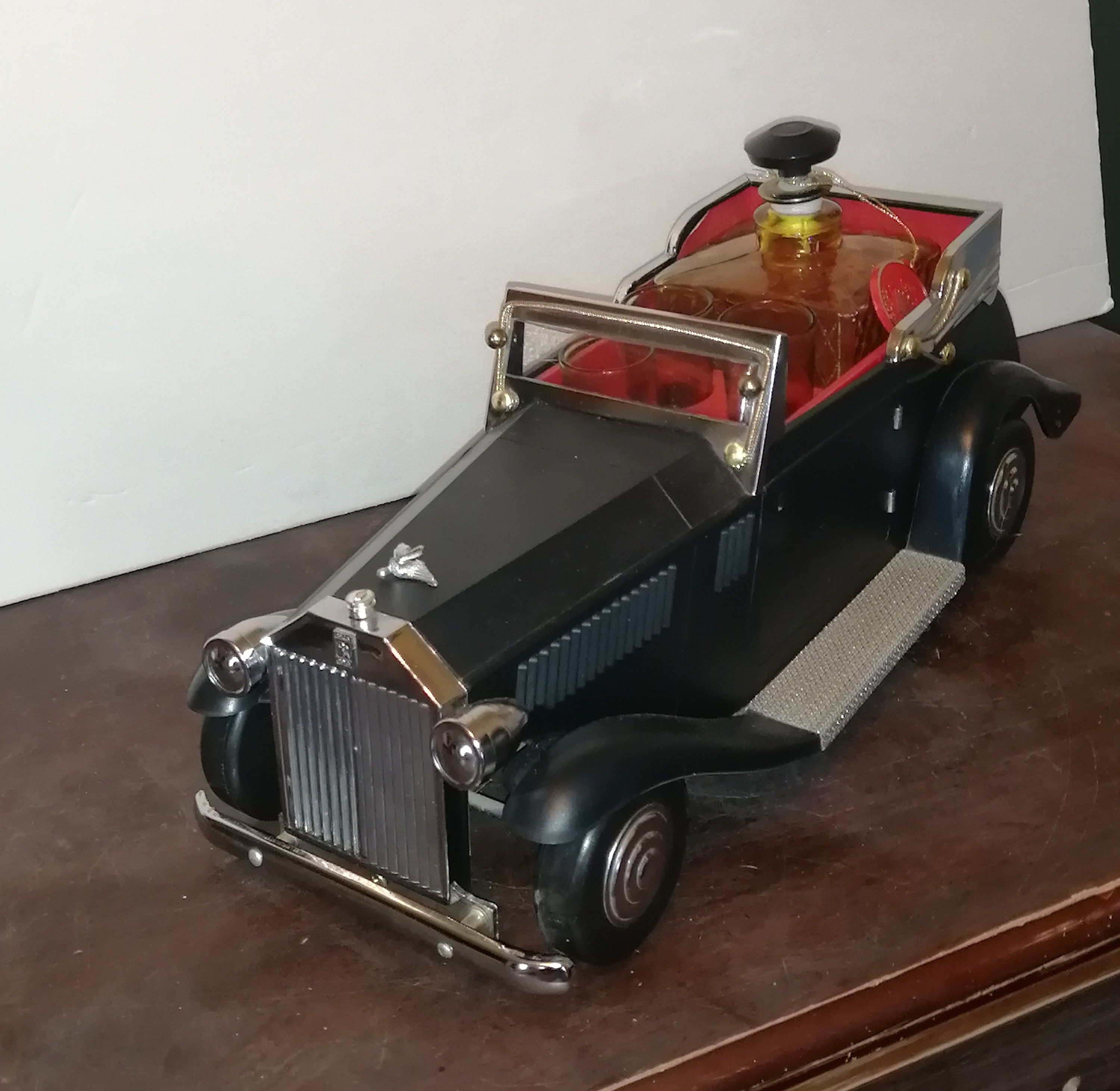 Rolls Royce Musical Convertible - Liquor Decanter With Shooter