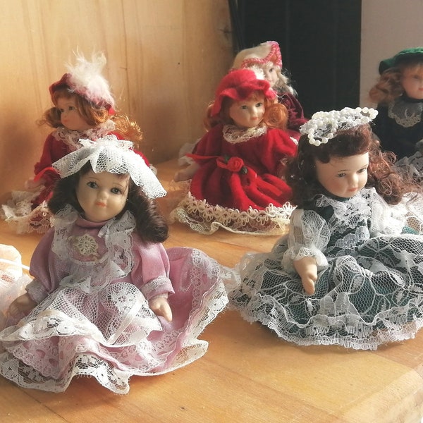 Petites poupées victoriennes en porcelaine 4 pouces