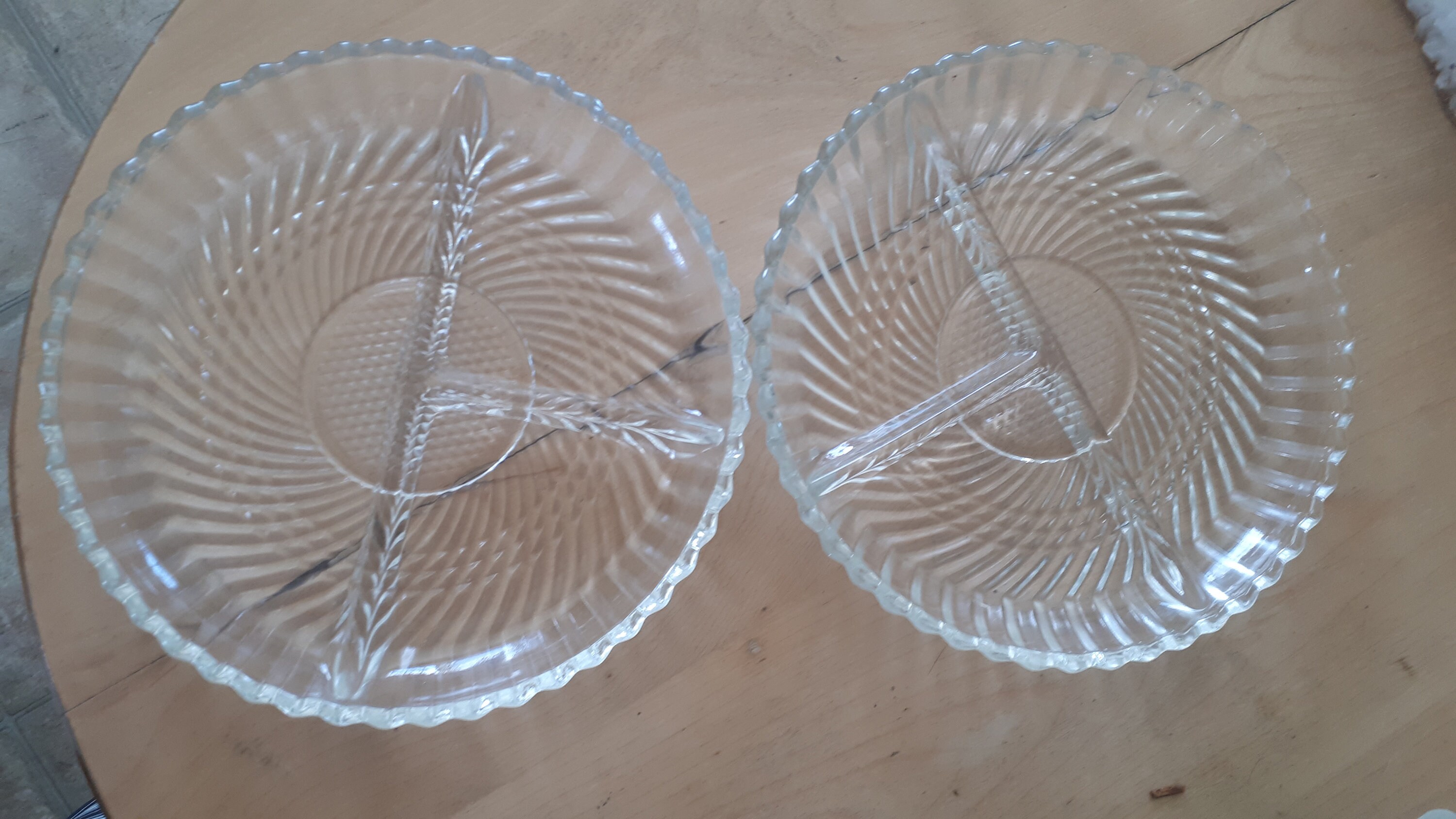 Vintage #5331 LIBBEY Clear Glass Swirl/Block 3-Part Relish Dish 7" Diameter VGC