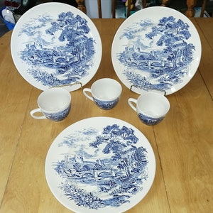 Vintage Enoch Wedgwood &quot;Countryside&quot; Tunstall - 3 cups and 3 dinner plates